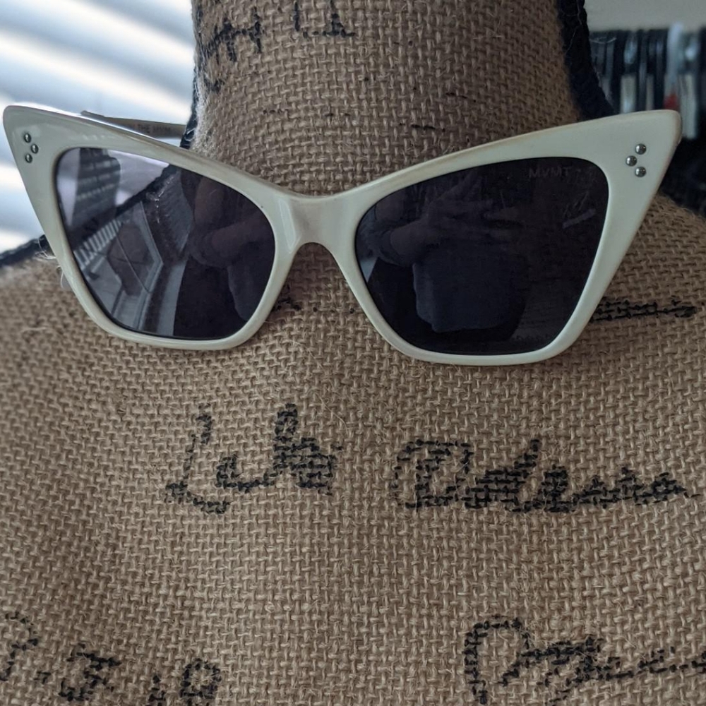 MVMT DESIGNER SUNGLASSES